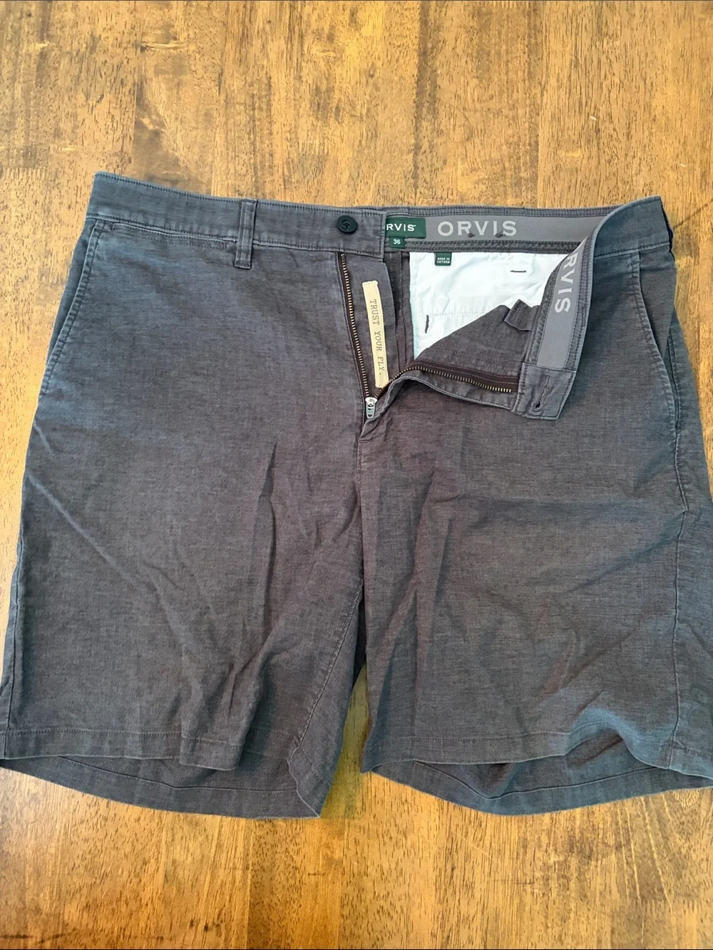 Orvis Men’s Charcoal Flat Front Shorts